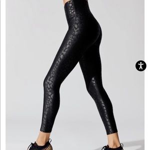 Carbon38 leopard legging black small new with tags